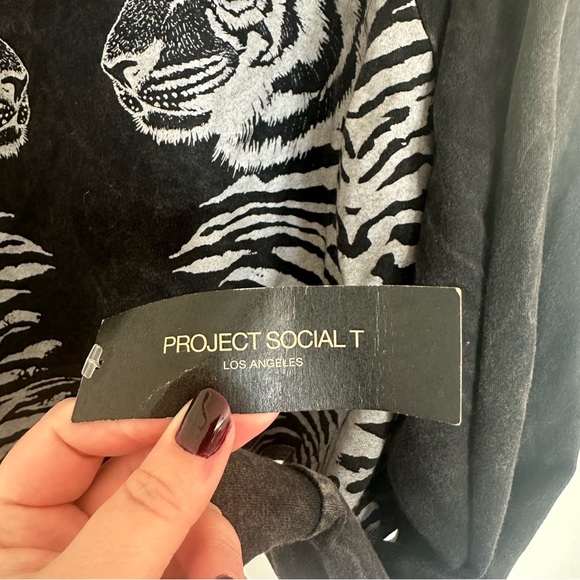 NWT Project Social Cropped Tiger Sweatshirt - Picture 5 of 7